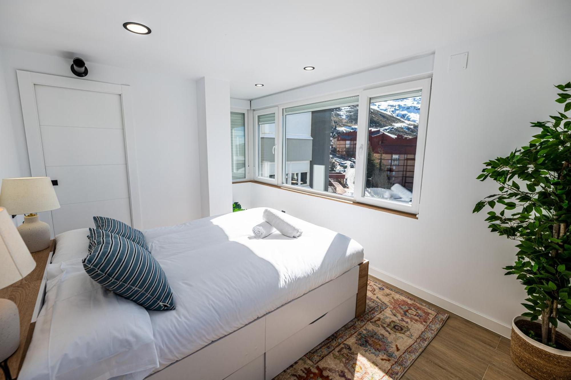 Luxury Refurnished Apartment With Private Parking Close To Ski Slopes Sierra Nevada Exteriör bild
