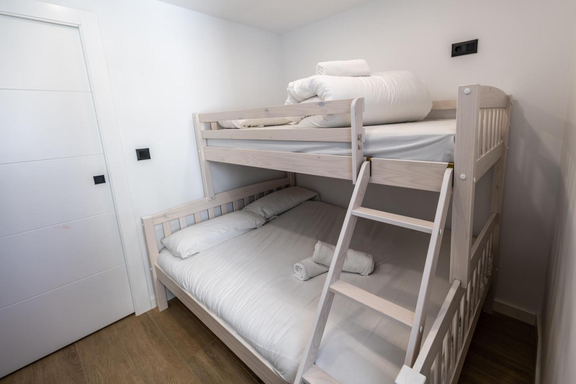 Luxury Refurnished Apartment With Private Parking Close To Ski Slopes Sierra Nevada Exteriör bild