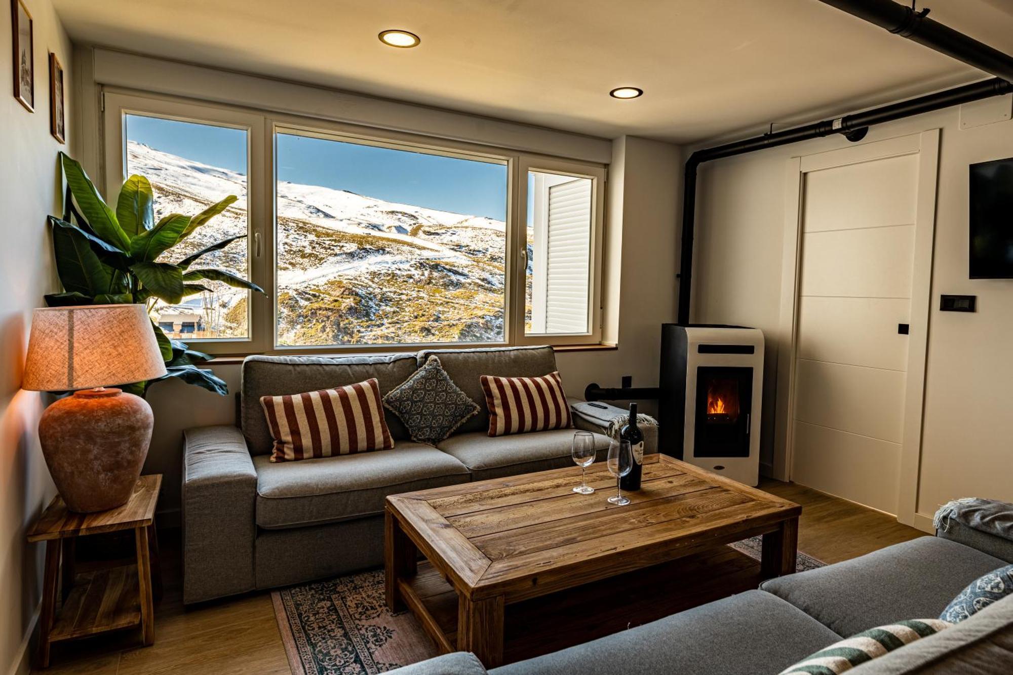Luxury Refurnished Apartment With Private Parking Close To Ski Slopes Sierra Nevada Exteriör bild